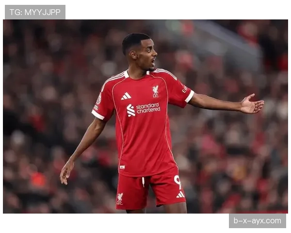 伊萨克射门技术革新引领现代足球进攻策略新潮流