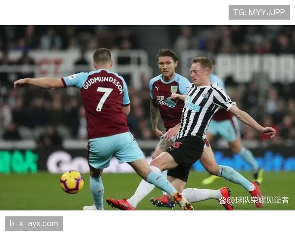 肖恩·朗斯塔夫状态火热,助球队强势回暖 肖恩·朗斯塔夫状态火热,助球队强势回暖