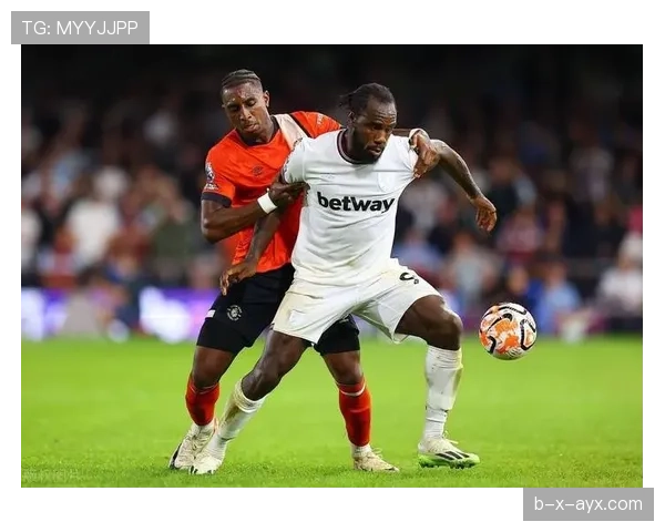 西汉姆联与鲍文成功续约，状态回暖誓为铁锤帮再战新赛季