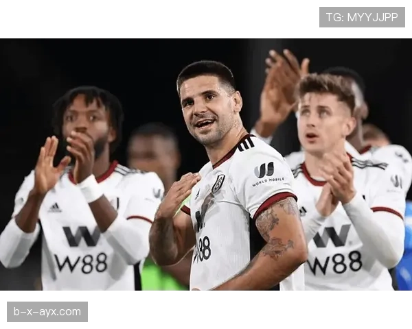 达尼洛合同到期在即,近期表现稳健备受关注 达尼洛合同到期在即,近期表现稳健备受关注